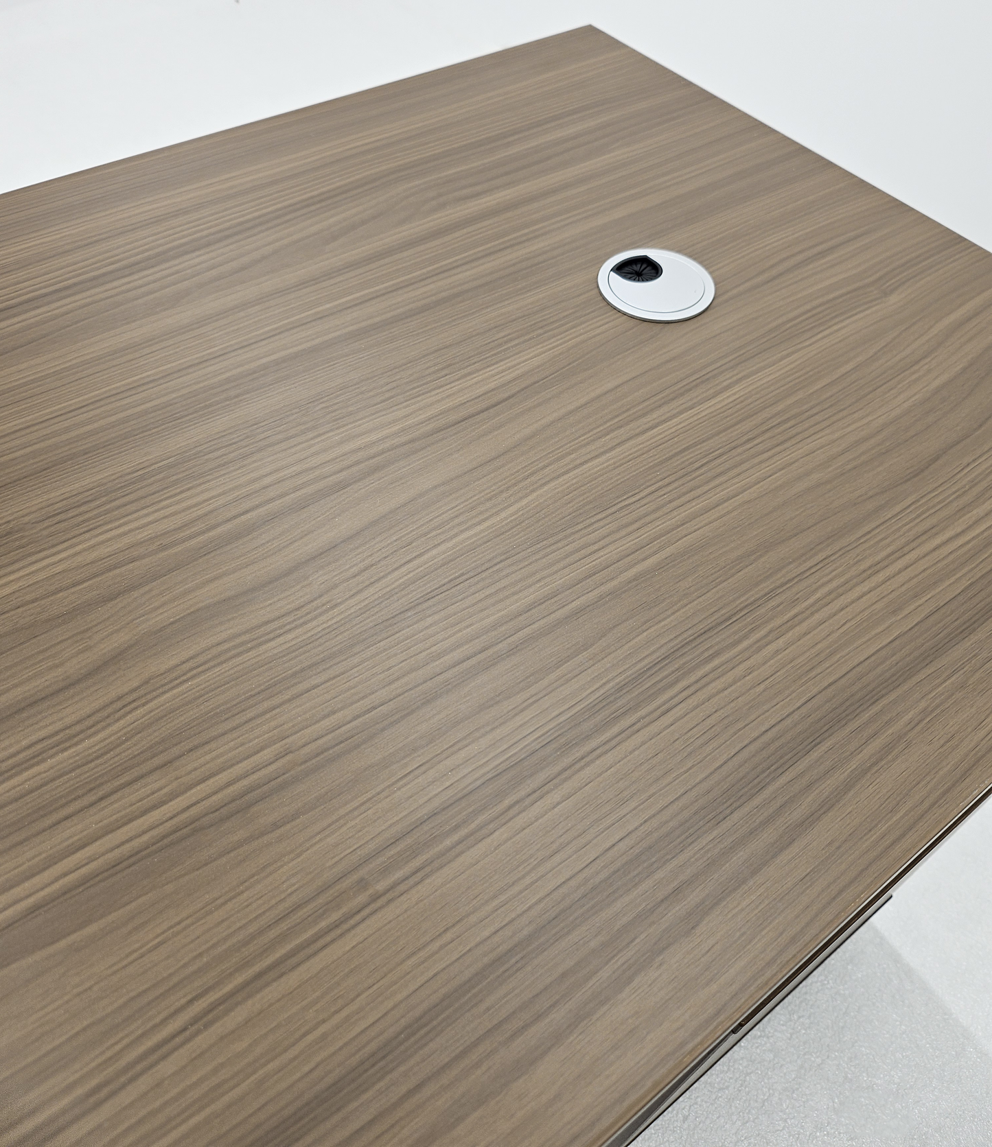 Modern Home Walnut Executive Office Desk with Integrated Storage - 1400mm - PM02-D03