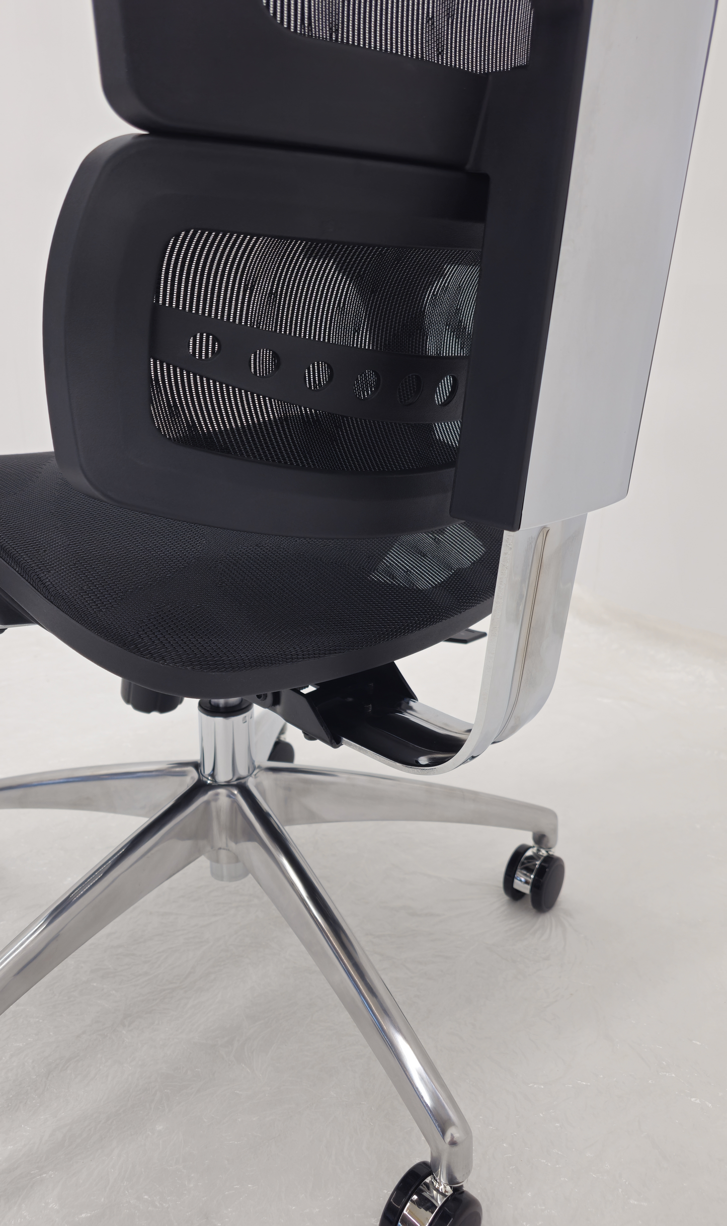 Ergonomic Black Mesh Office Chair with Adjustable Headrest & Lumbar Support - A9-DP