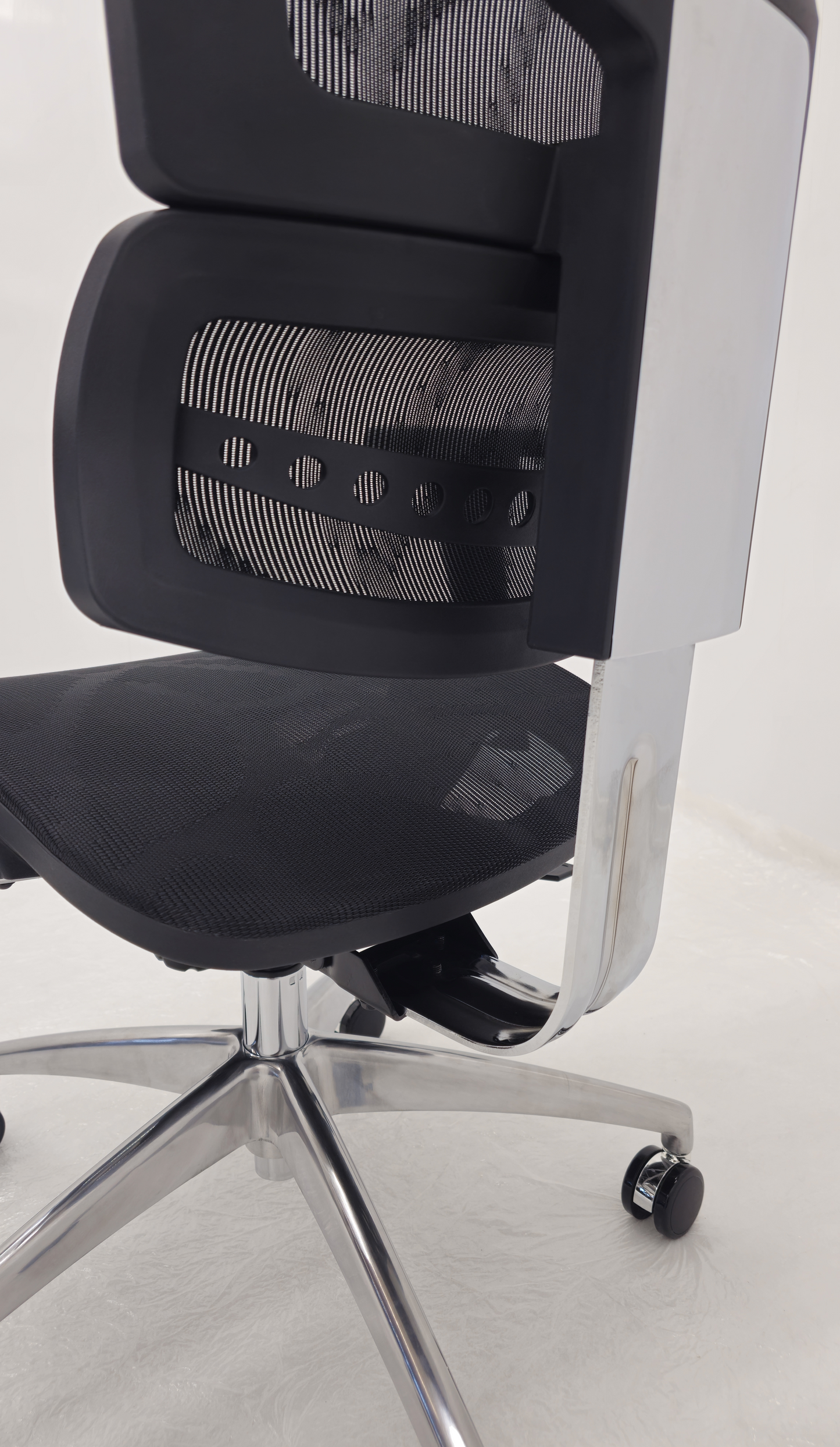 Ergonomic Black Mesh Office Chair with Adjustable Headrest & Lumbar Support - A9-DP