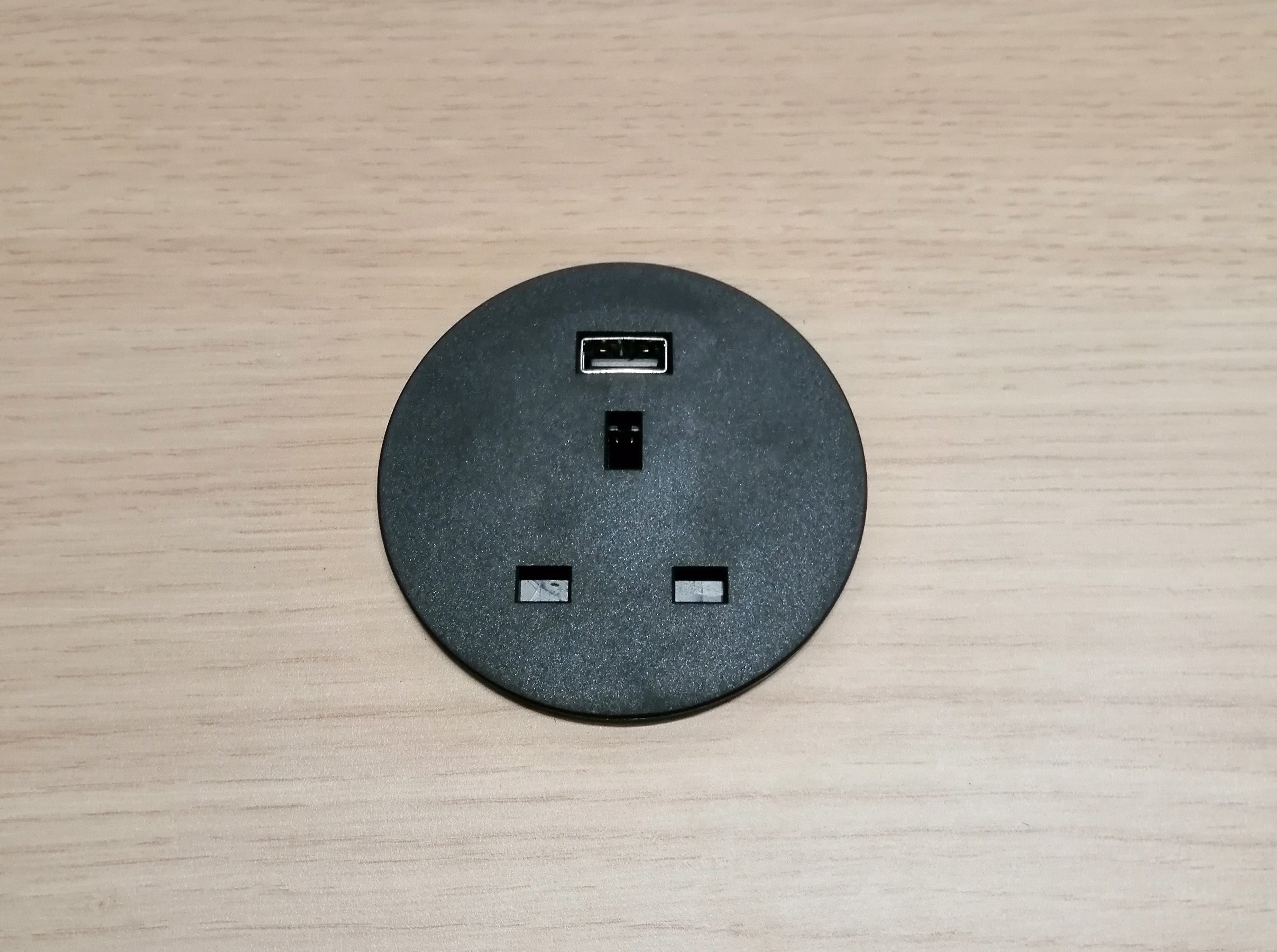 Cable Hole Grommet Desktop Power - Fits 60mm Cable Ports - 1 UK Socket - 1 USB A - Power Lead Supplied - Black or White Option -B15-60mm