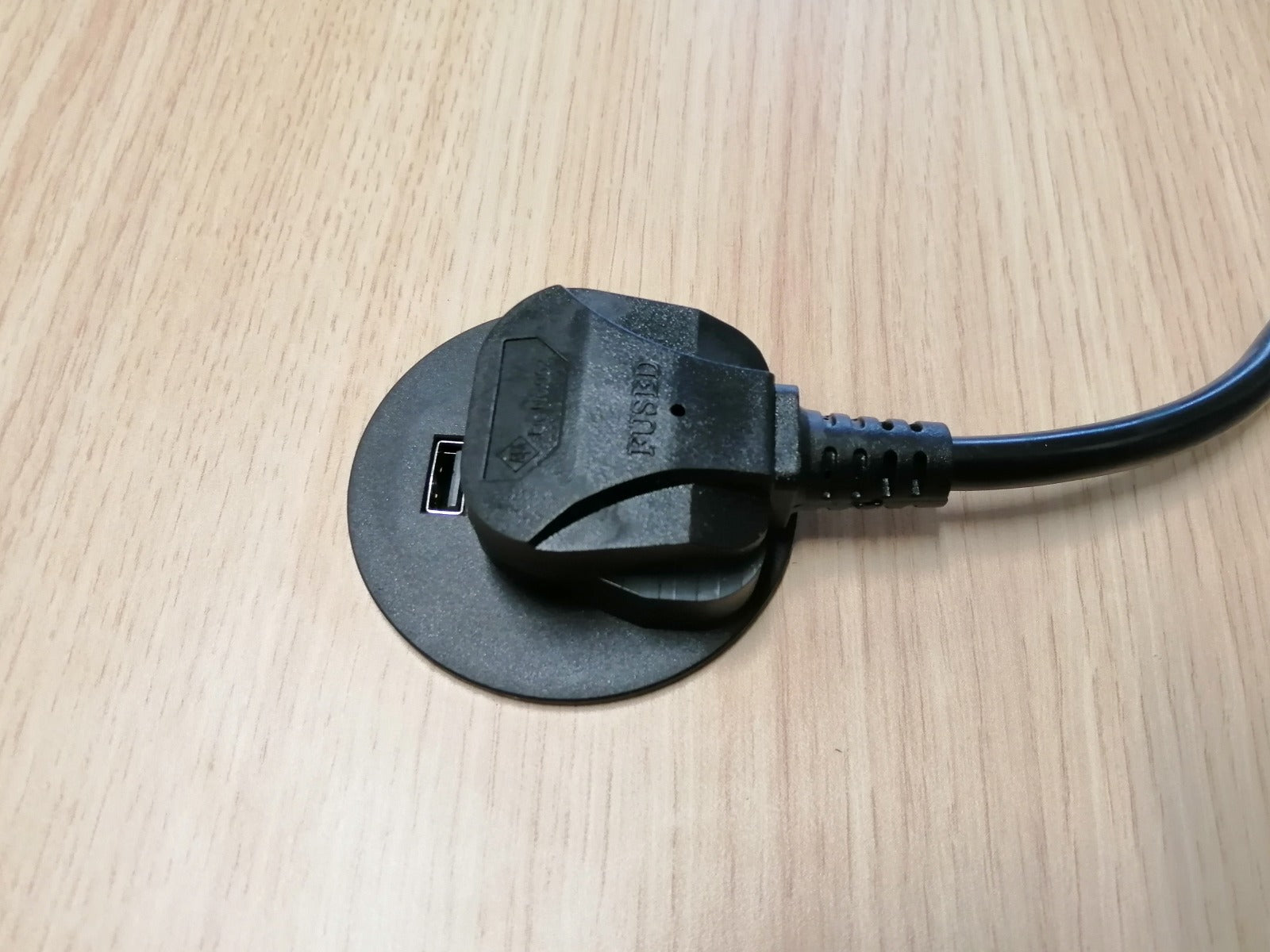 Cable Hole Grommet Desktop Power - Fits 60mm Cable Ports - 1 UK Socket - 1 USB A - Power Lead Supplied - Black or White Option -B15-60mm