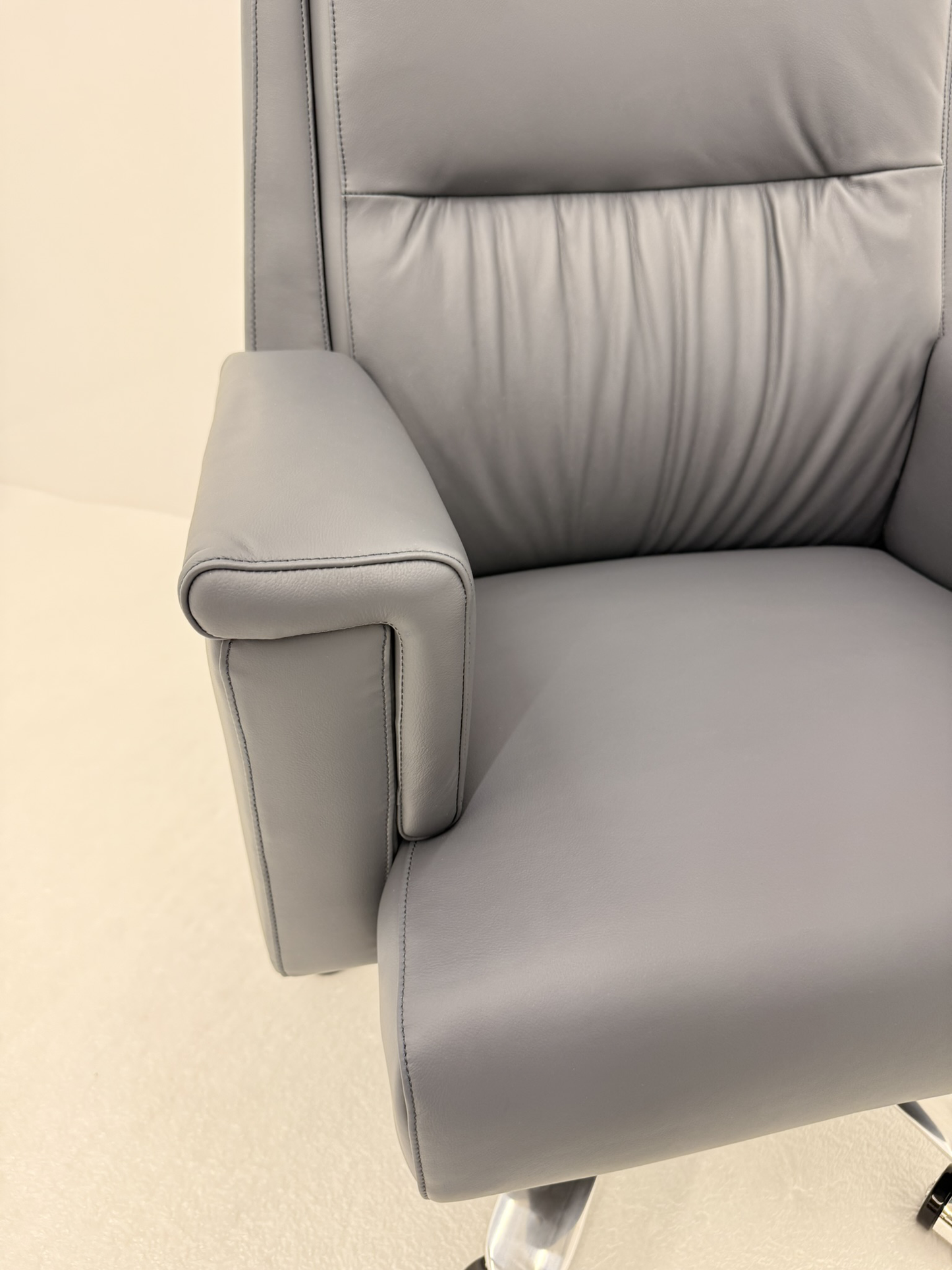 Genuine Hide Light Blue Leather High Back Executive Office Chair - KW-8618