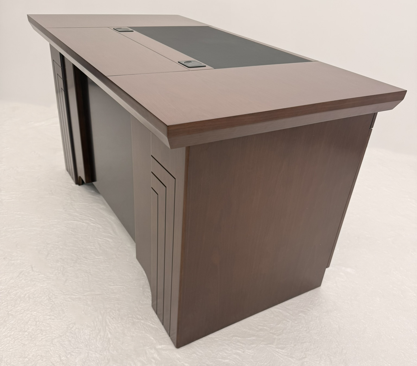 Traditional Executive Real Wood Veneer Home Office Desk in Walnut - 1600mm - UBA161
