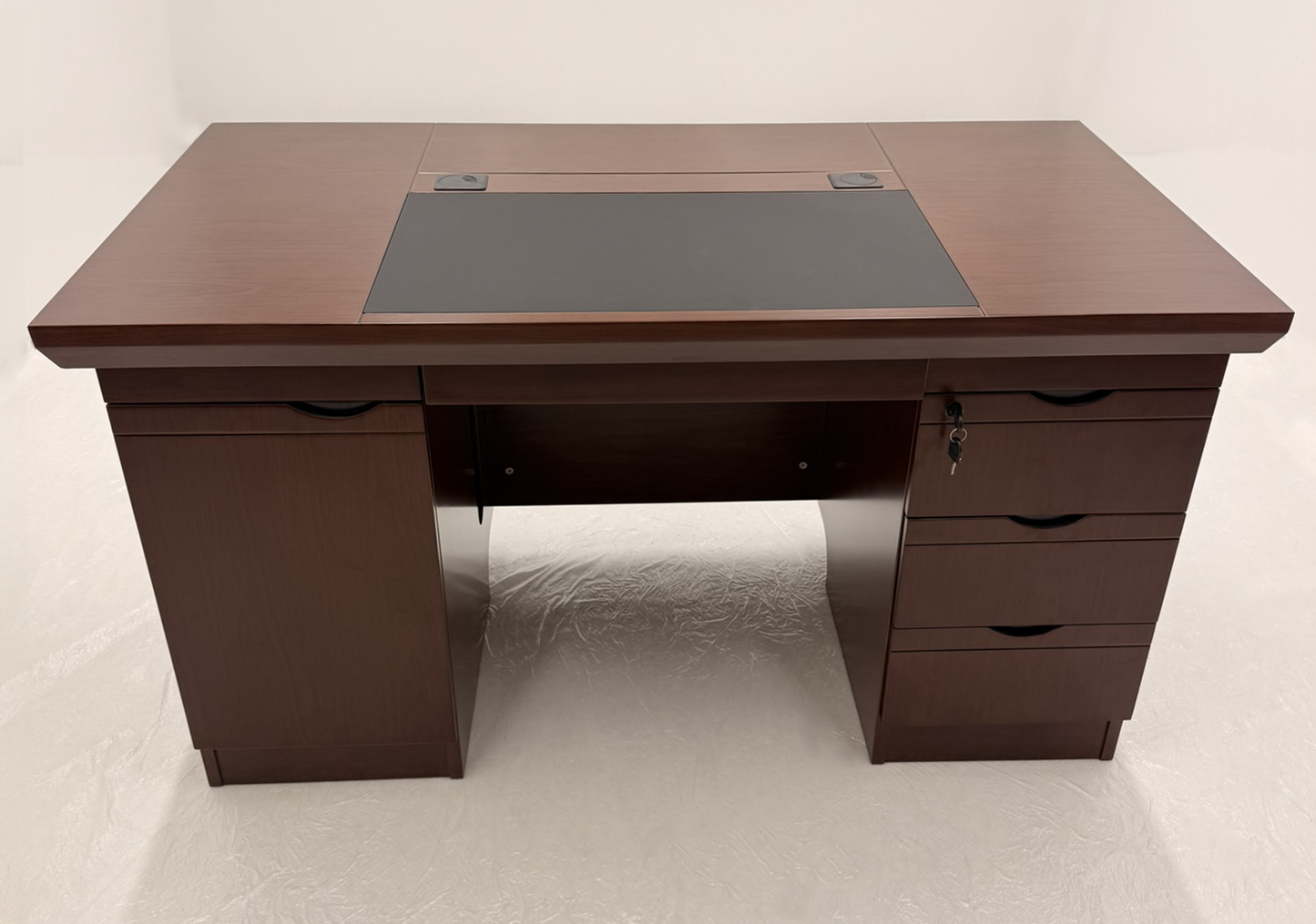 Traditional Executive Real Wood Veneer Home Office Desk in Walnut - 1600mm - UBA161