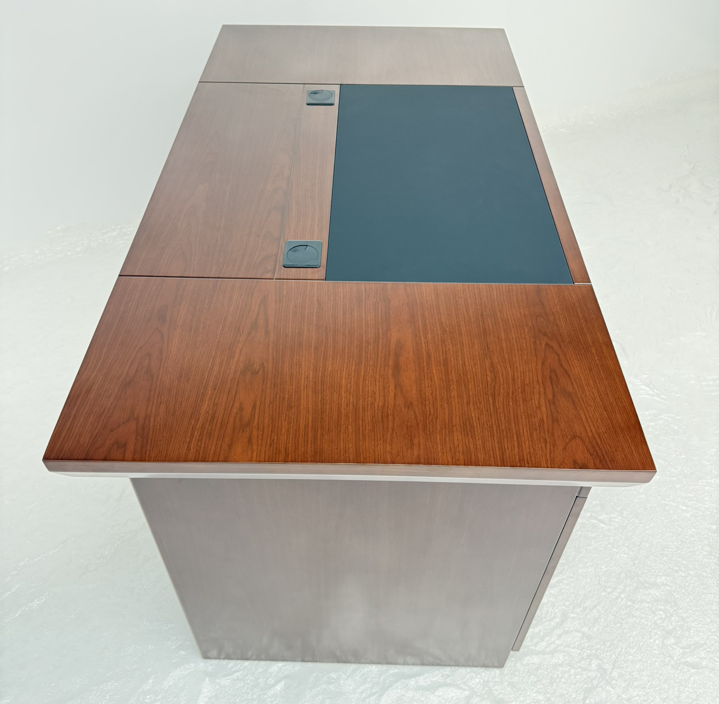 Traditional Executive Real Wood Veneer Home Office Desk in Walnut - 1400mm - UBA141