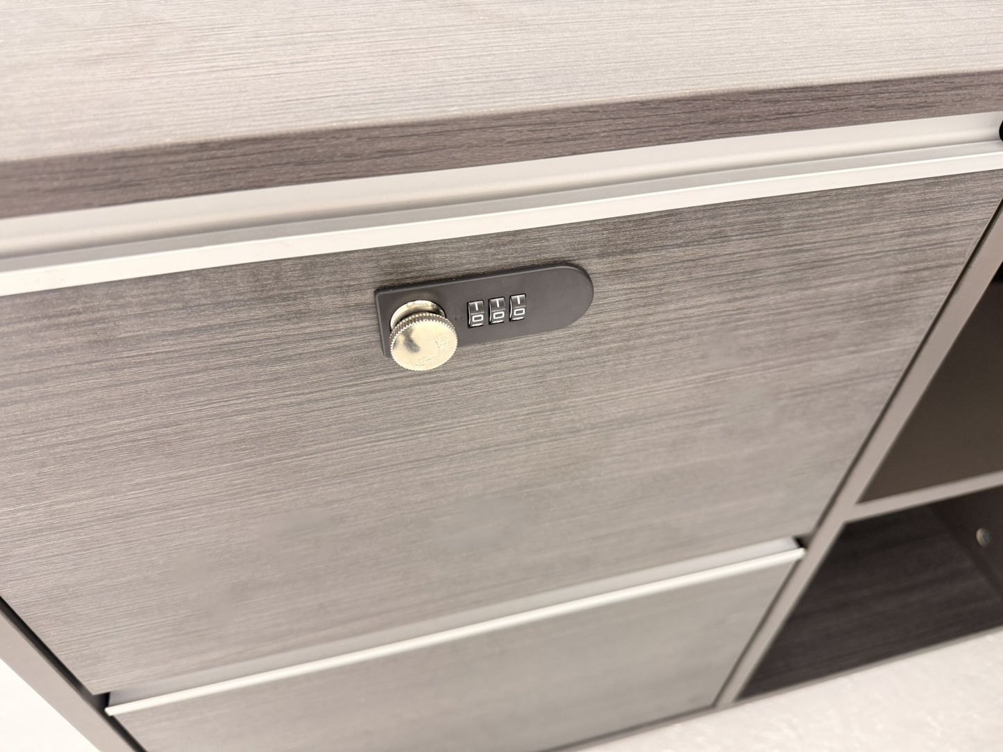 Modern Home Grey Oak Corner Executive Office Desk with Integrated Storage - 1400mm - PM02-D01-14