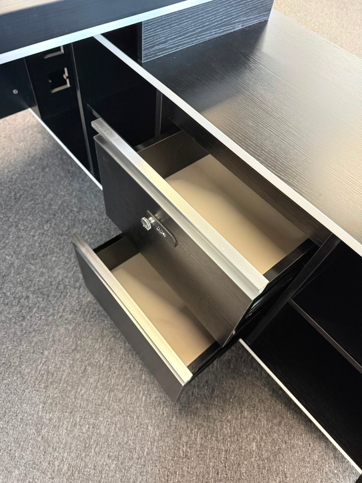 EX SHOWROOM - Modern Black Ash Corner Executive Right Hand Corner Office Desk with Integrated Leather Writing Pad - 1800mm - XA-34601