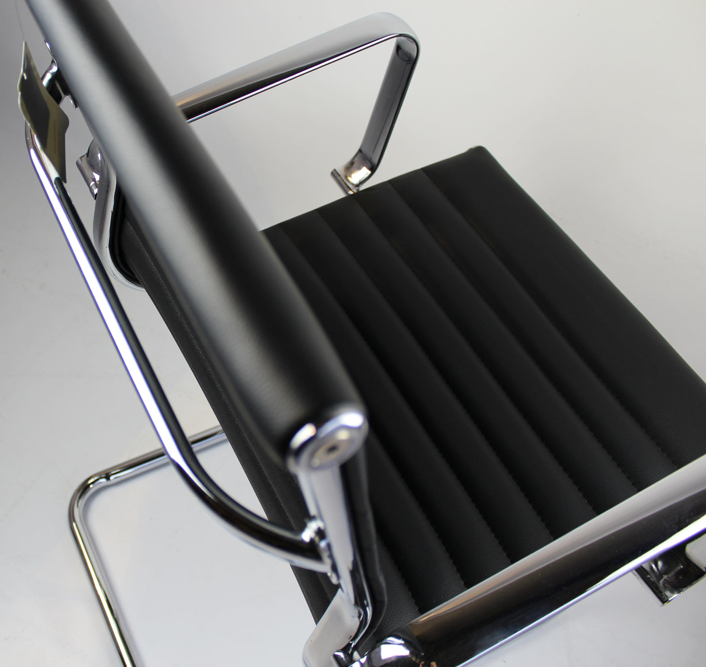 Contemporary Eames-Style Cantilever Visitor Chair in Black Leather - HB-E13
