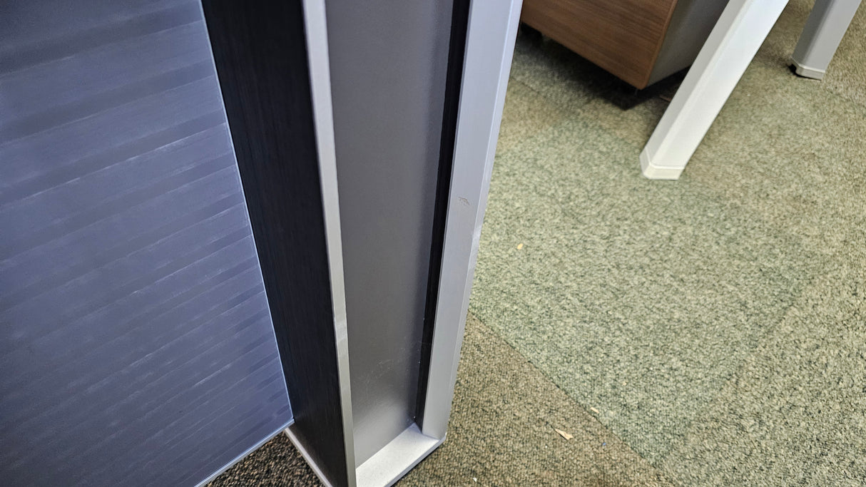 EX SHOWROOM - Modern Grey Oak Right Hand Corner Executive Office Desk  2000mm - WS-D11