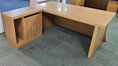 EX SHOWROOM - Modern Oak Executive Office Desk with Stylish Modesty Panel with Desk Level Return - 1800mm - 8674