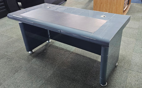 EX SHOWROOM - Grey Gloss Executive Office Desk ONLY - 1600mm - 1861
