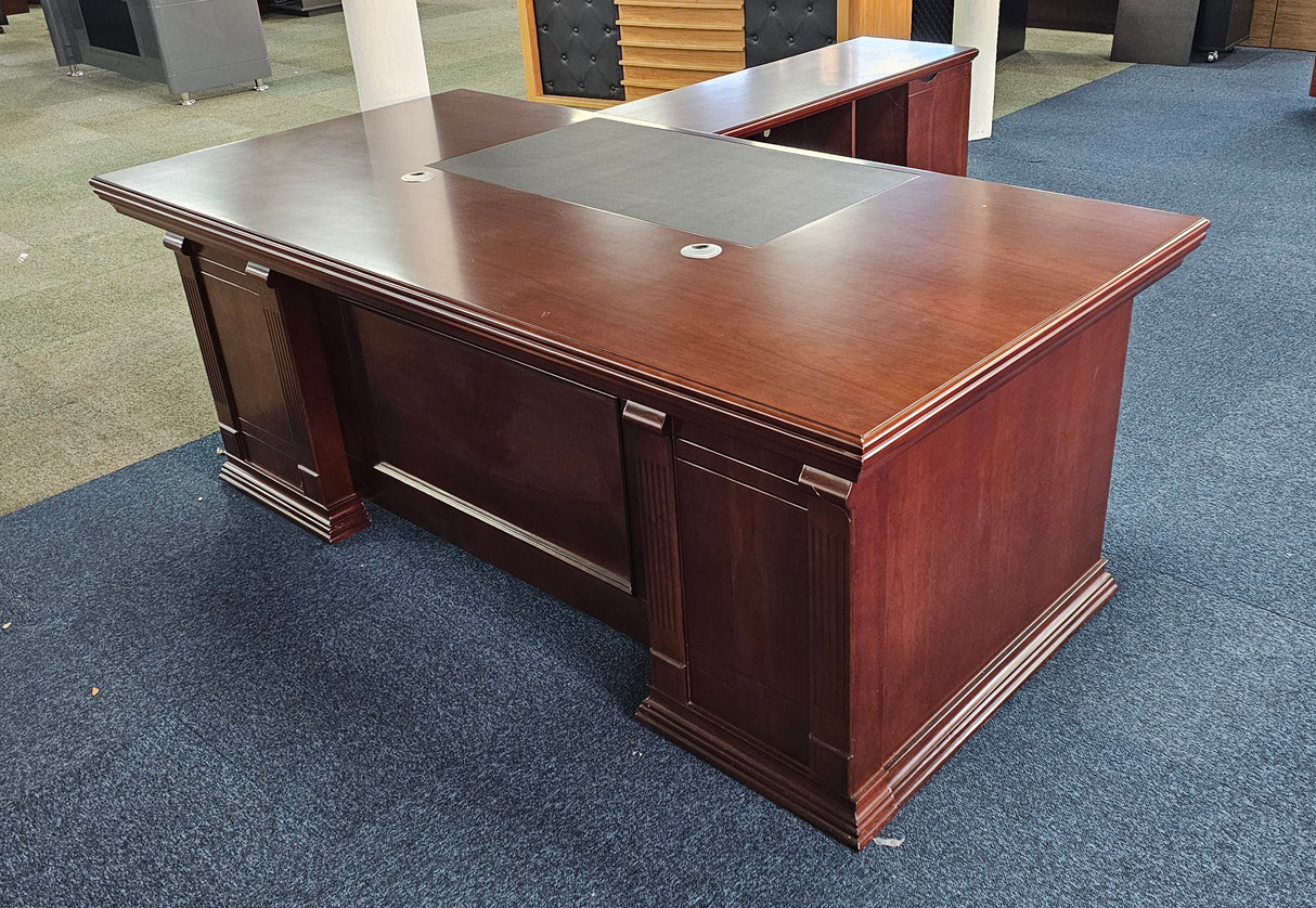 EX SHOWROOM - Quality Dark Walnut Real Wood Veneer Executive Office Desk with Pedestal and Return - 2000mm - JNY-2026