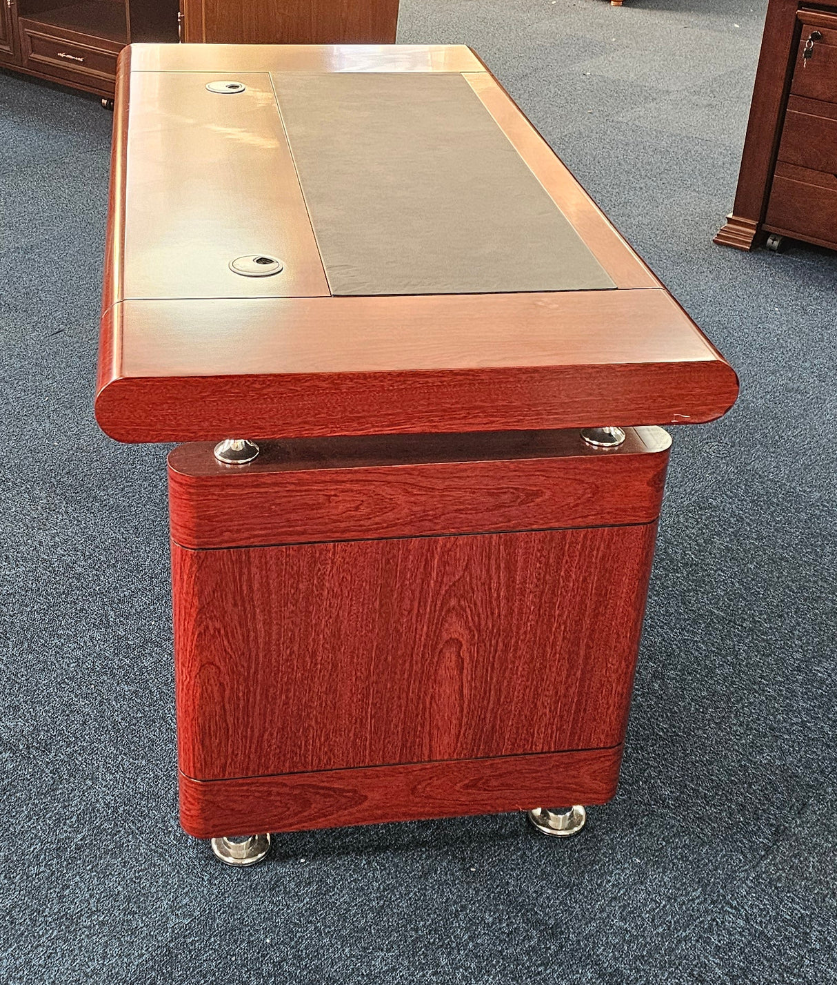 EX SHOWROOM - Mahogany Executive Office Desk Only - 1400mm - KW12B