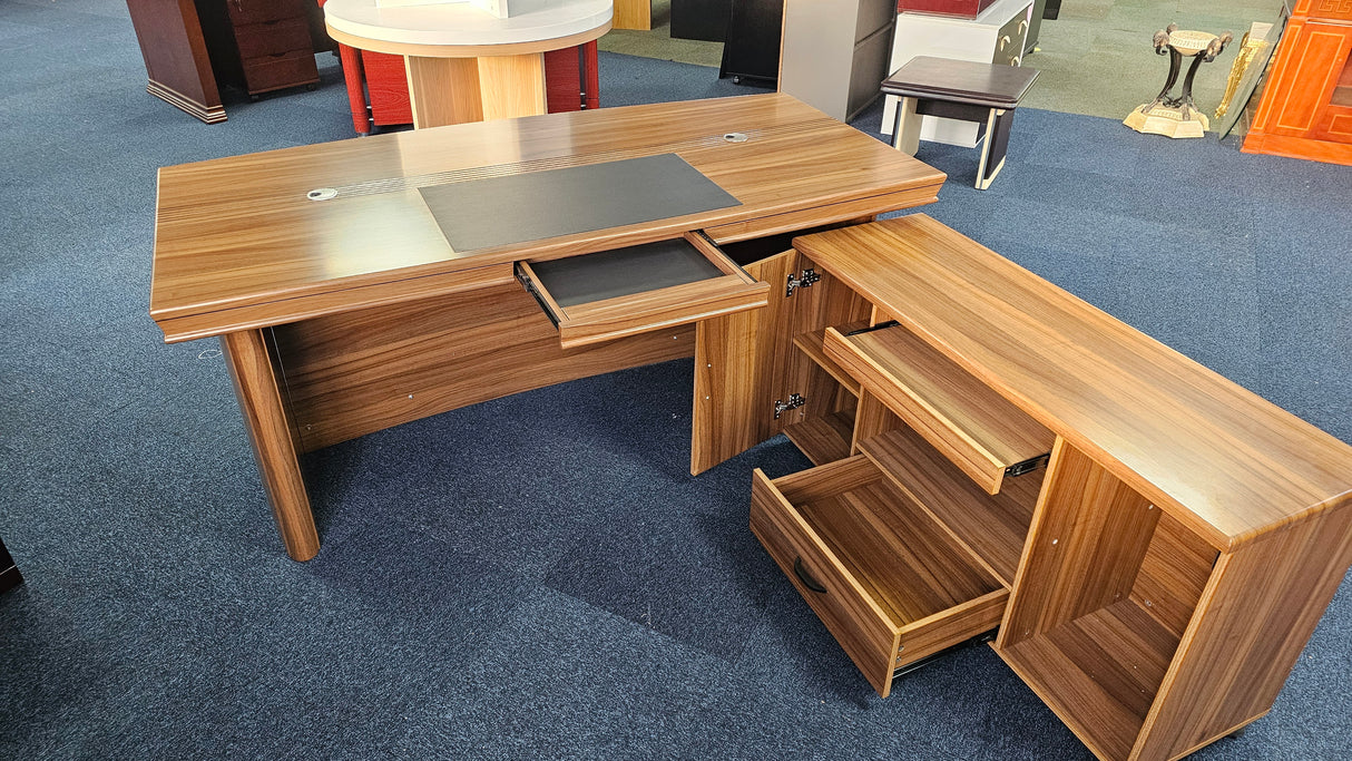 EX SHOWROOM - Light Oak Veneer Executive Office Desk with Return Storage Unit - Black Leather Chesterfield Modesty Panel - 1800mm - 1833
