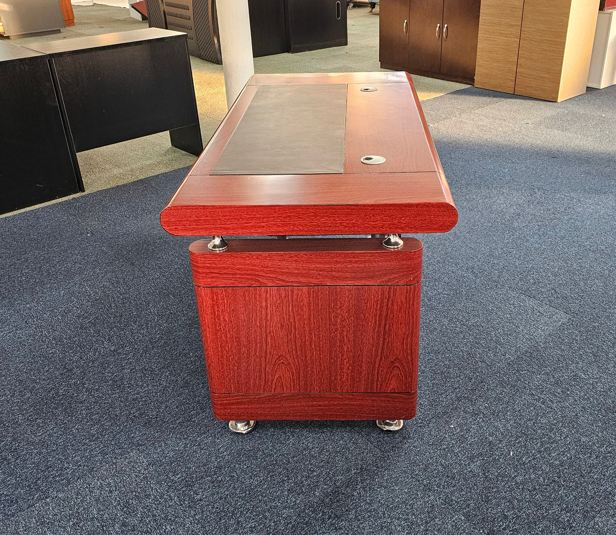 EX SHOWROOM - Mahogany Executive Office Desk Only - 1400mm - KW12B
