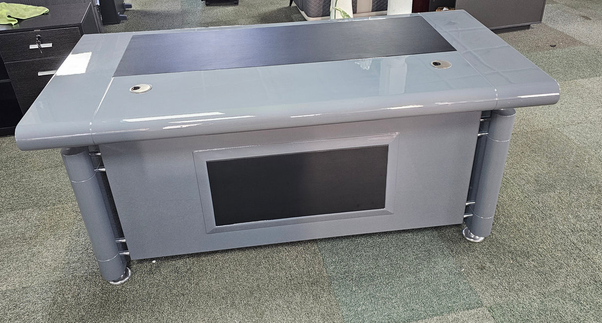 EX SHOWROOM - Grey Gloss Executive Office Desk ONLY - 1600mm - 1861