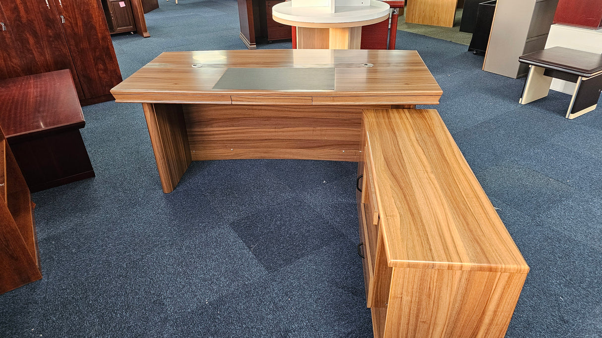 EX SHOWROOM - Light Oak Veneer Executive Office Desk with Return Storage Unit - Black Leather Chesterfield Modesty Panel - 1800mm - 1833