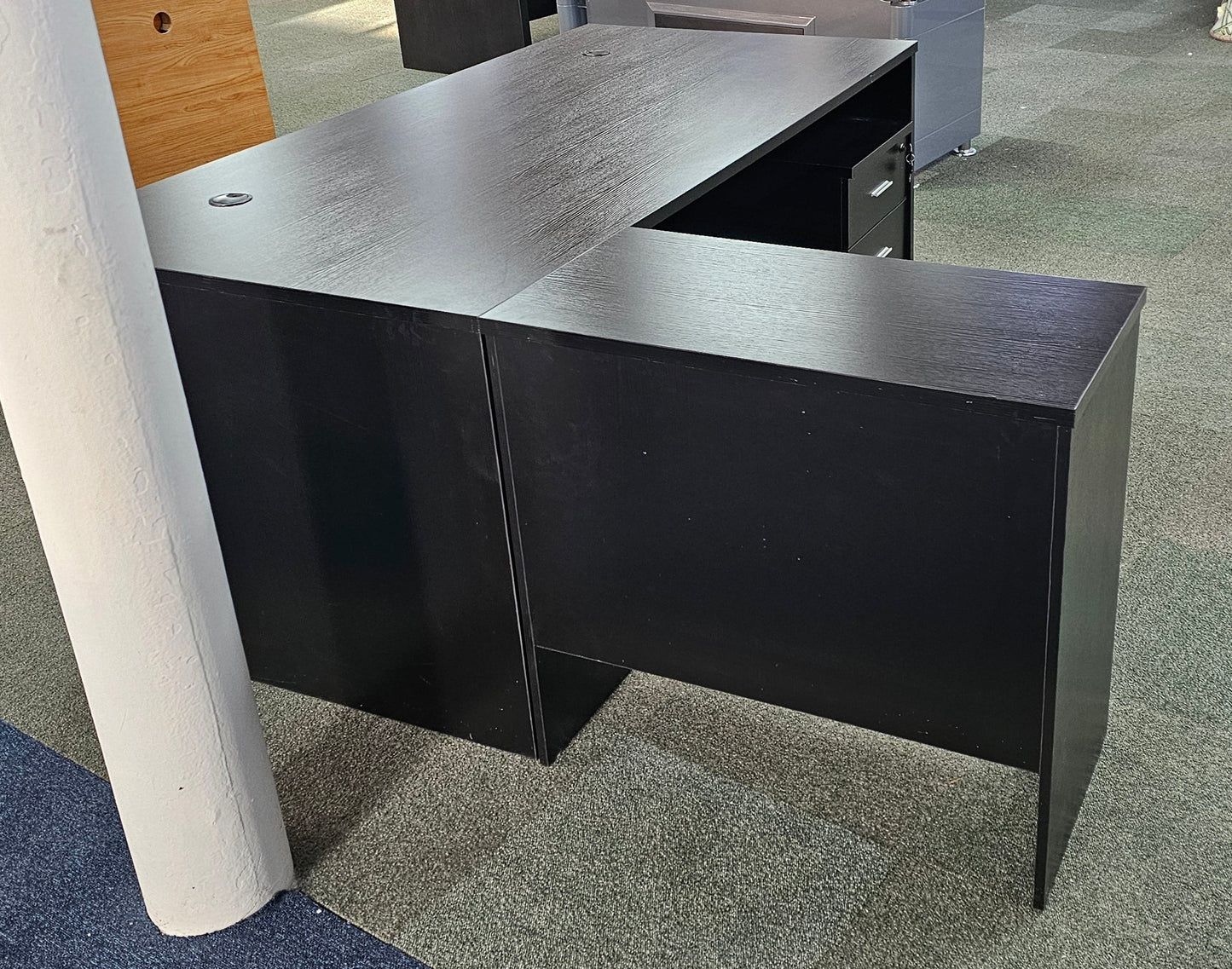 EX SHOWROOM - Modern Black Ash Executive Office Desk with Leather Panelling with Mobile Pedestal and Desk Level Return - 1800mm - 8690