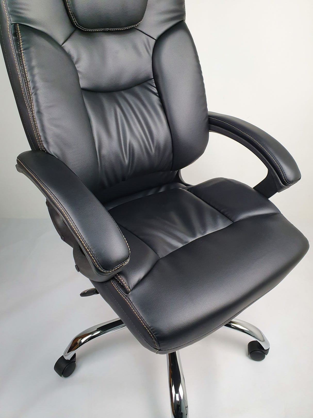 Black Leather Executive Office Chair - HF459
