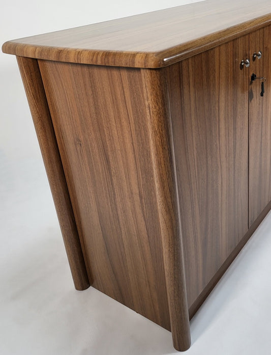 Light Oak Three Door Cupboard with Locks - 6846T-3DR