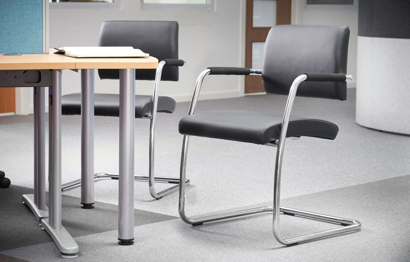 Bruge Black Faux Leather Conference Cantilever Visitor Chair - Sold in Packs of Two
