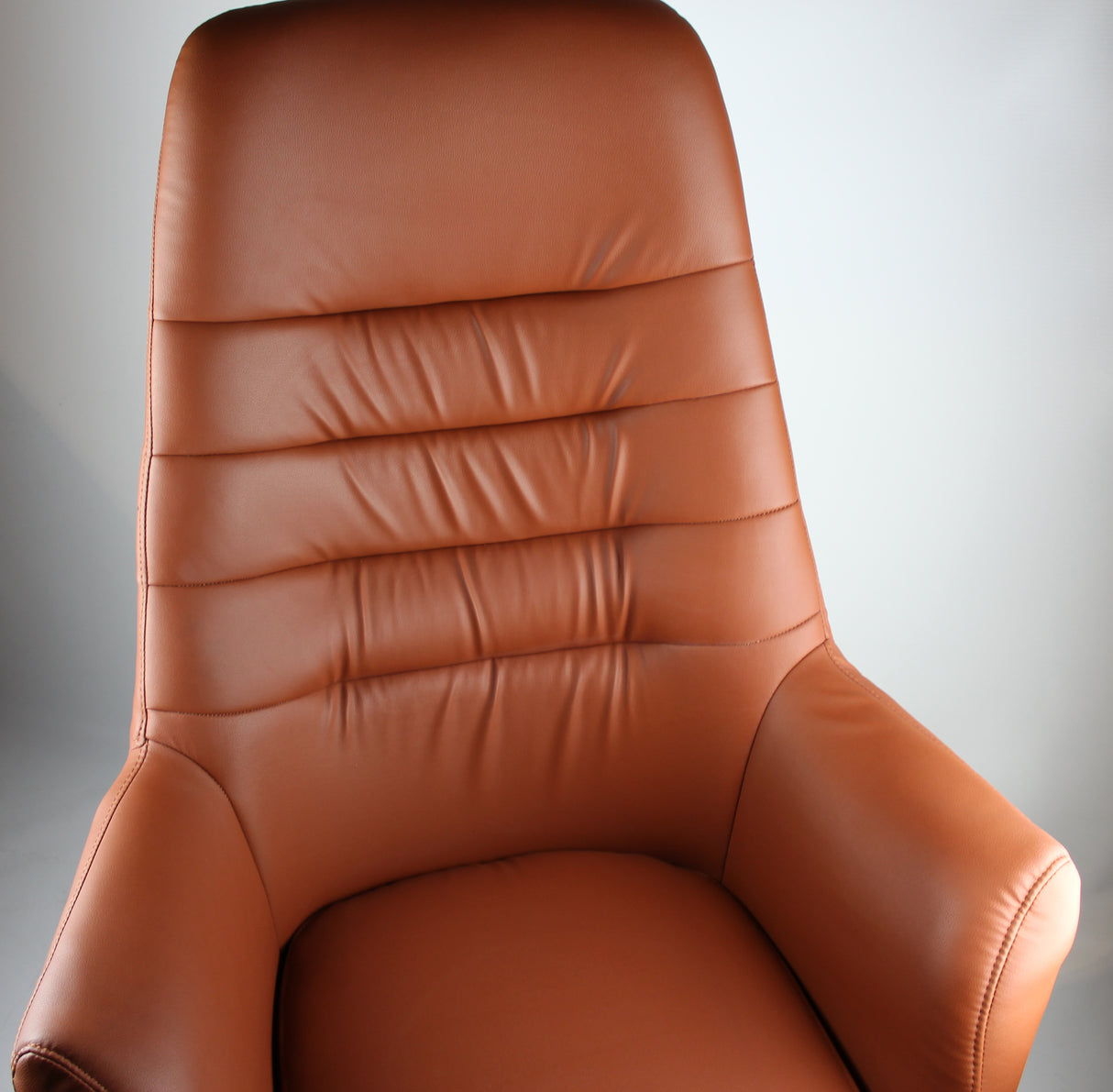 Office Chair In Tan With Swivel GRA-CHA-506A