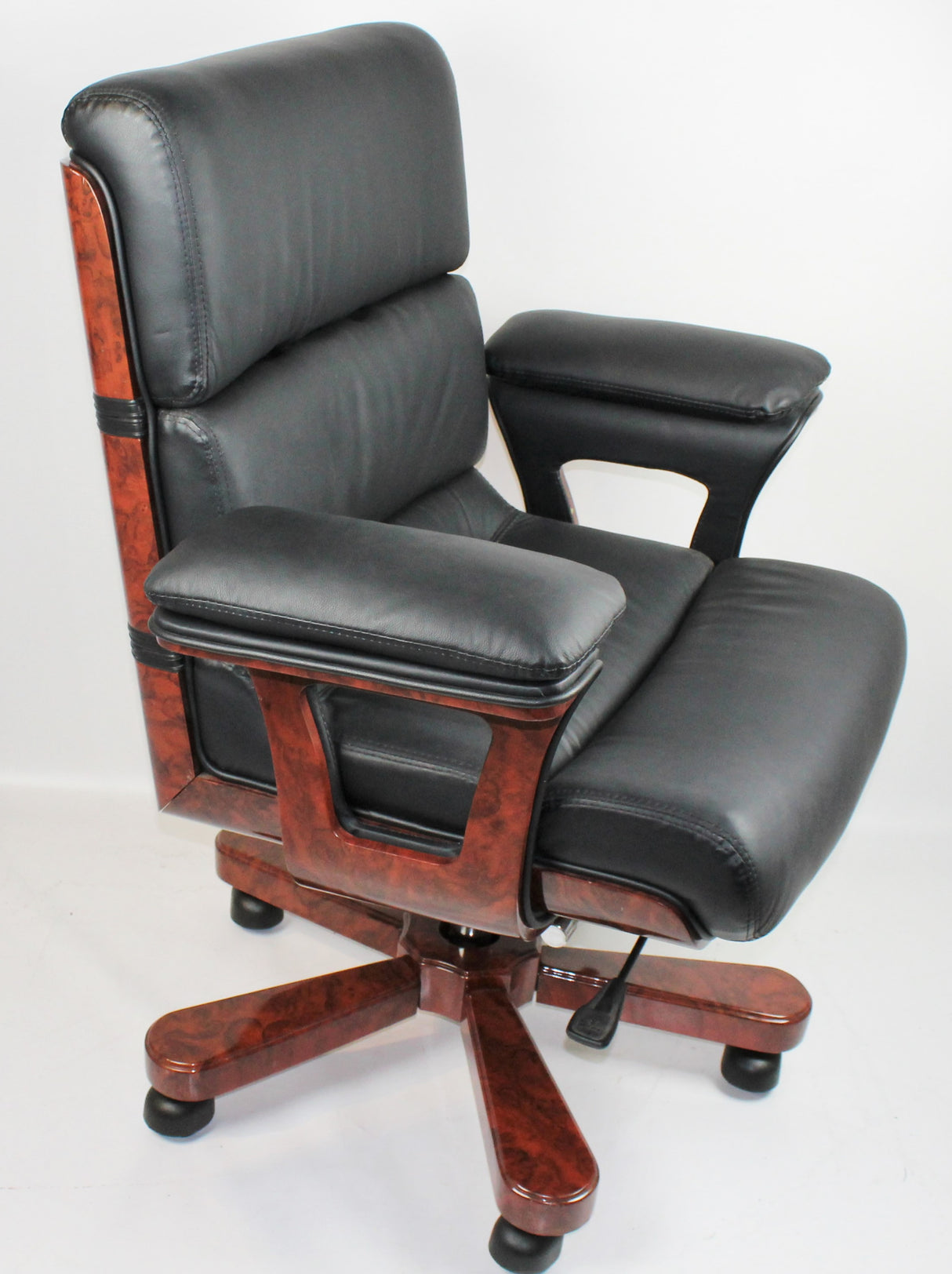 Executive Chair Genuine Leather Black DES-B020-BLK