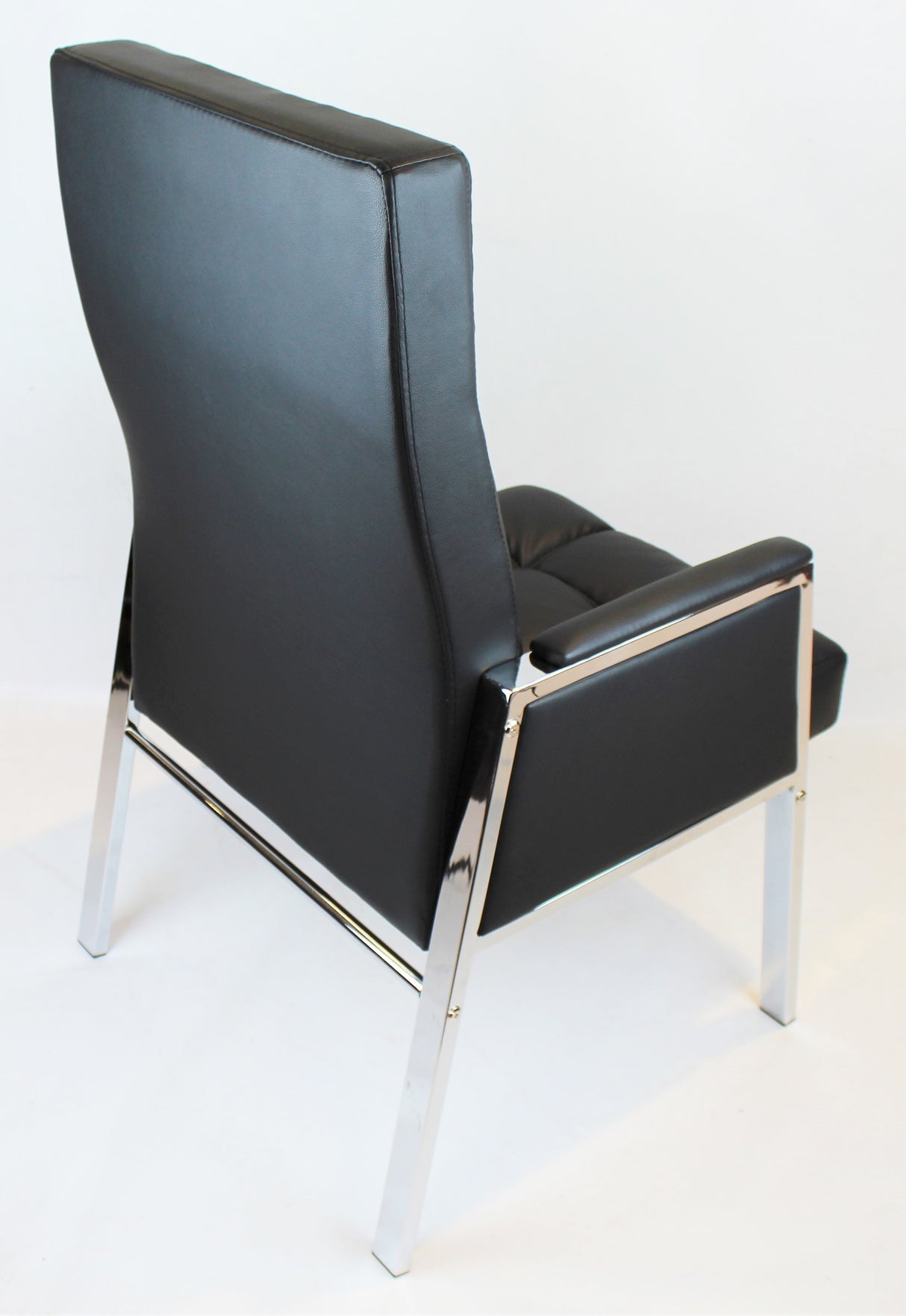 Black Leather Stylish Visitors Chair - ZV-B310
