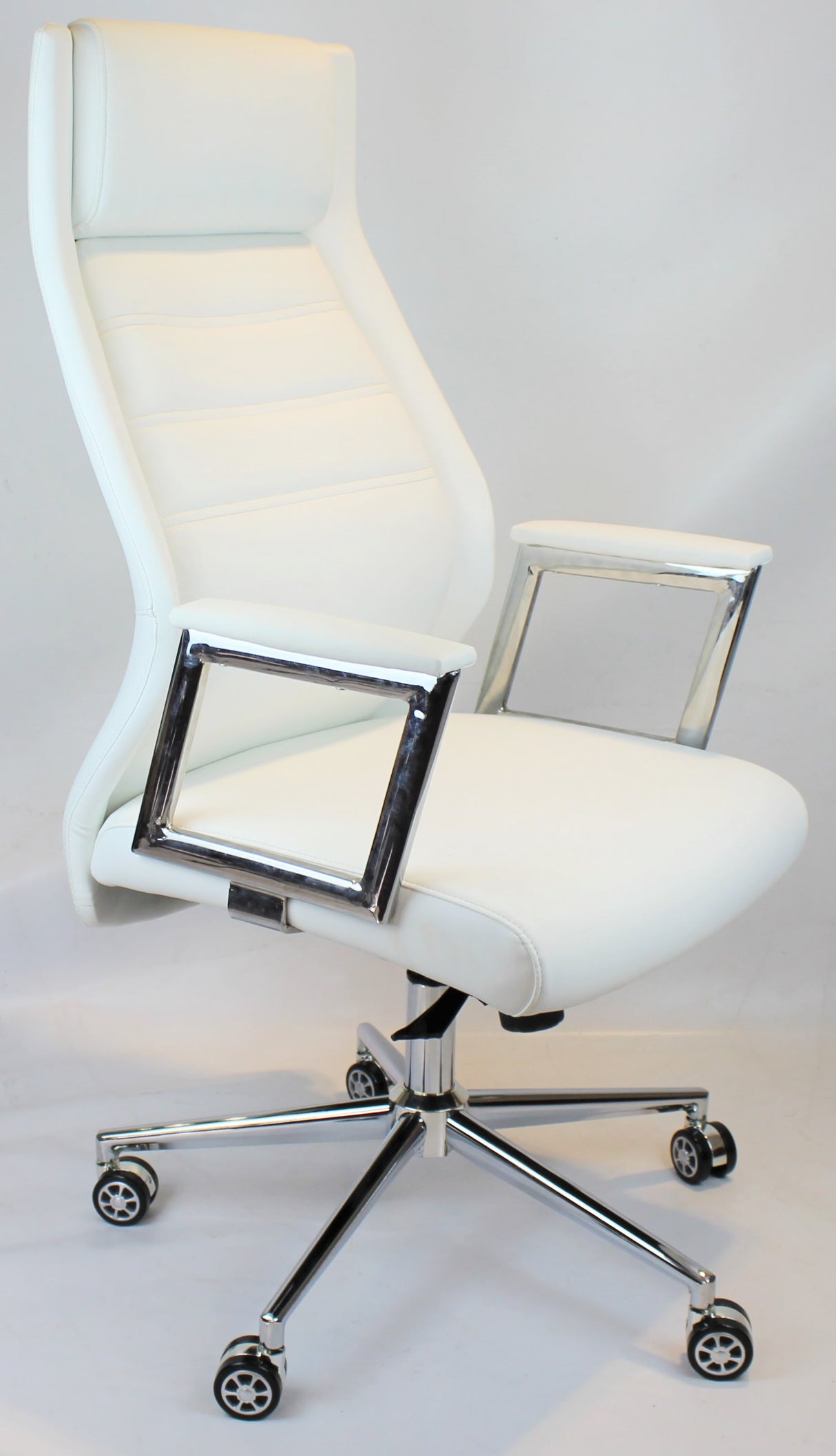 Modern White Leather Executive Office Chair - DH-103